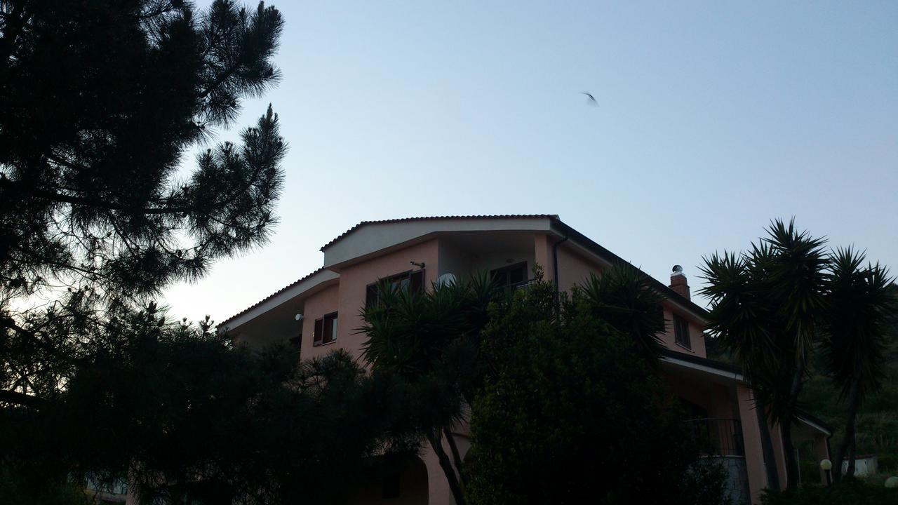 卡梅罗塔的码头Borgo Marinaro住宿加早餐旅馆 外观 照片
